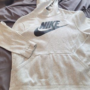 Nike pullover hoodie